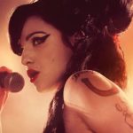 Back to Black: Marisa Abela está perfeita como Amy Winehouse no novo trailer da cinebiografia