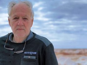 Barbie, a reação de Werner Herzog após assistir 30 minutos: "Mas esse mundo não é um inferno?"