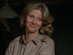 Blythe Danner deu um salto de fé para dar a M*A*S*H um de seus melhores episódios