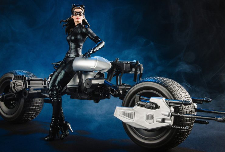 Coisas legais: a figura de ação do Cavaleiro das Trevas Ressurge Mulher-Gato da McFarlane Toys inclui o Batpod