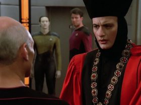 Como John De Lancie, de Star Trek, conseguiu o papel de Q depois de abandonar o primeiro teste