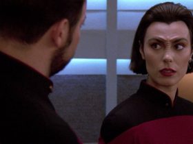 Michelle Forbes mudou completamente Star Trek: DS9 ao se recusar a retornar como Ro Laren