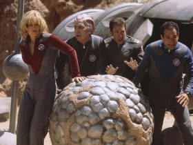 Simon Pegg pode estar ‘ajudando’ com o Galaxy Quest 2