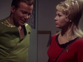 Um episódio difícil em Star Trek: a série original deixou Grace Lee Whitney 'Black And Blue'