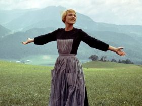 Uma cena clássica do som da música continuou derrubando Julie Andrews