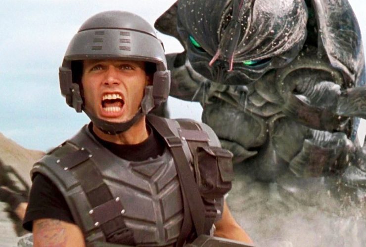 A ordem correta para assistir aos filmes de Starship Troopers