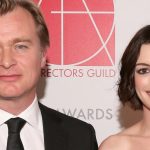 Anne Hathaway considera Christopher Nolan "um anjo" por fazê-la trabalhar enquanto ela estava "odiado"