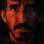 Dev Patel quebrou um osso durante as filmagens de Monkey Man, mas as câmeras continuaram rodando (SXSW 2024)