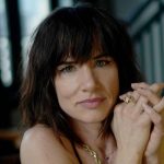 Lips Like Sugar: Juliette Lewis e Sasha Calle no thriller com Woody Harrelson e Owen Wilson