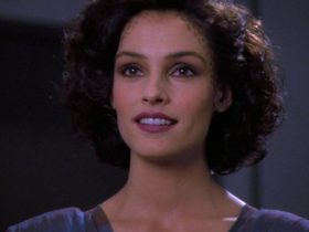 O episódio de Star Trek de Famke Janssen teve três finais alternativos que os fãs nunca viram