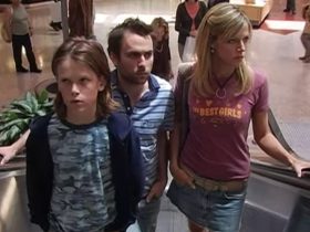 Os criadores de Always Sunny discordam de um censor de rede sensível na primeira temporada