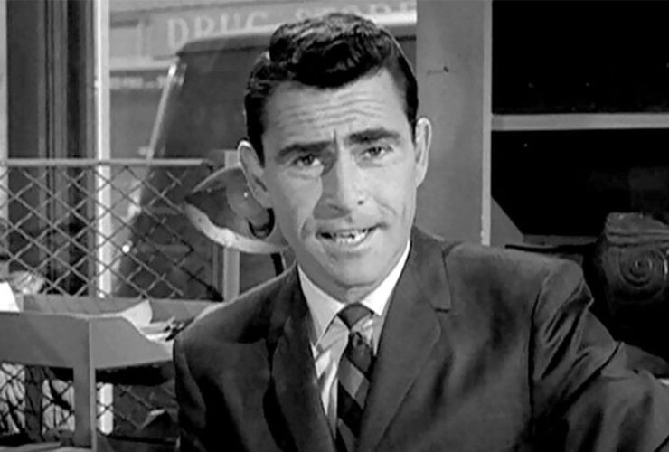 Por que Rod Serling odiava ver reprises de Twilight Zone na TV