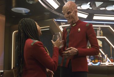 Star Trek: a descoberta fez uma mudança para Saru na terceira temporada que 'intimidou' Doug Jones