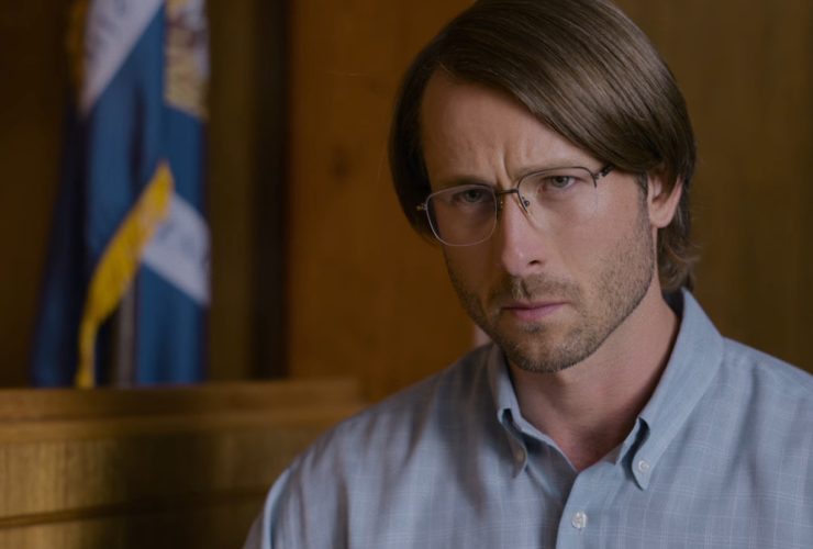 Glen Powell estrela a verdadeira história de um falso assassino no trailer de Hit Man da Netflix