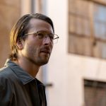 Hit Man, Glen Powell mergulhou tanto no papel que enganou Richard Linklater