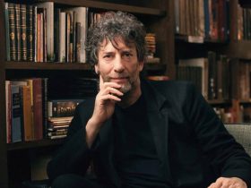 Neil Gaiman roteirista e produtor do filme de animação Cinnamon