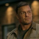 O enorme Alan Ritchson de Reacher é exatamente o defensor da saúde mental que precisamos agora