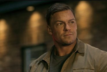 O enorme Alan Ritchson de Reacher é exatamente o defensor da saúde mental que precisamos agora