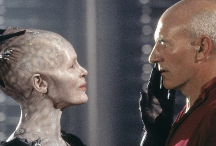 Os escritores de Star Trek não inventaram a rainha Borg - um executivo da Paramount o fez