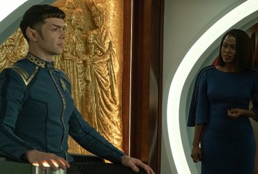 Os fãs de Star Trek às vezes fazem o ator de Spock, Ethan Peck, se sentir como uma figura sagrada