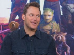 Chris Pratt desperdiçou seu primeiro salário de US$ 75 mil: "Eu nunca tive dinheiro"