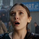 Godzilla de Gareth Edwards 'chocou' Elizabeth Olsen de uma forma emocional