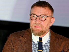 Guy Ritchie está desenvolvendo o novo filme Wife and Dog