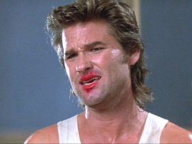 Kurt Russell improvisou um momento WTF em meio a grandes problemas na pequena China