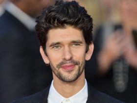 Limonov e Ben Whishaw interpretam o escritor russo como uma estrela do rock