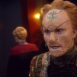 O ator de Star Trek, Jeffrey Combs, lutou com as guelras de Tiron no Deep Space Nine