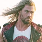 O diretor de Thor 5: Mad Max, George Miller, dirigirá Chris Hemsworth na sequência dedicada ao deus do trovão?