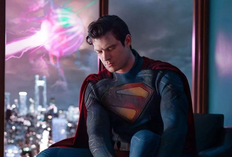 Superman: quem está atacando Metrópolis na foto divulgada por James Gunn?