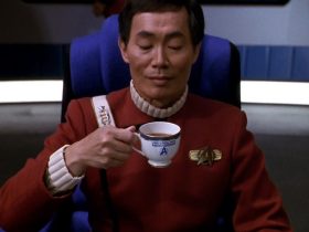 Assista ao filme de fã de Star Trek 'Capitão Sulu' que colocou George Takei na cadeira grande