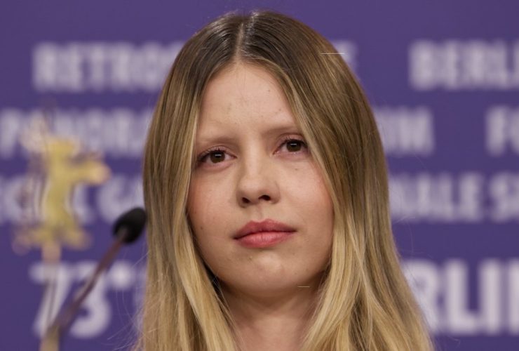 Blade: Mia Goth explica por que o filme da Marvel continua sendo adiado