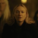 Dakota Fanning canalizou uma heroína de Drácula para os observadores (exclusivo)