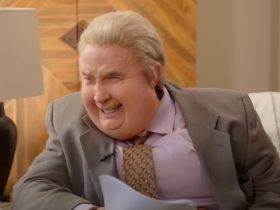 Jiminy Glick, de Martin Short, está de volta para mostrar aos idiotas do TikTok como isso é feito