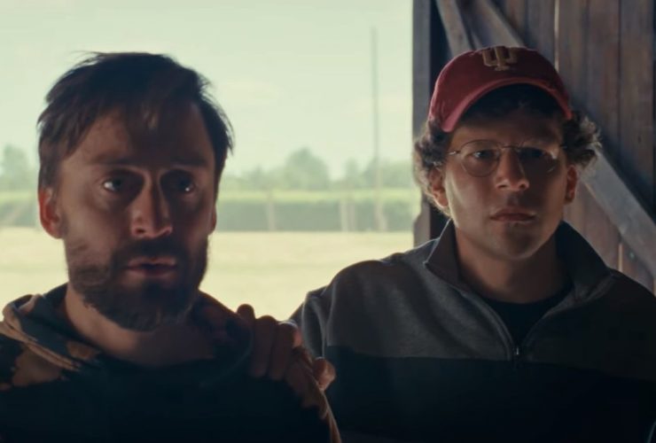 Kieran Culkin e Jesse Eisenberg estão na estrada no trailer de A Real Pain