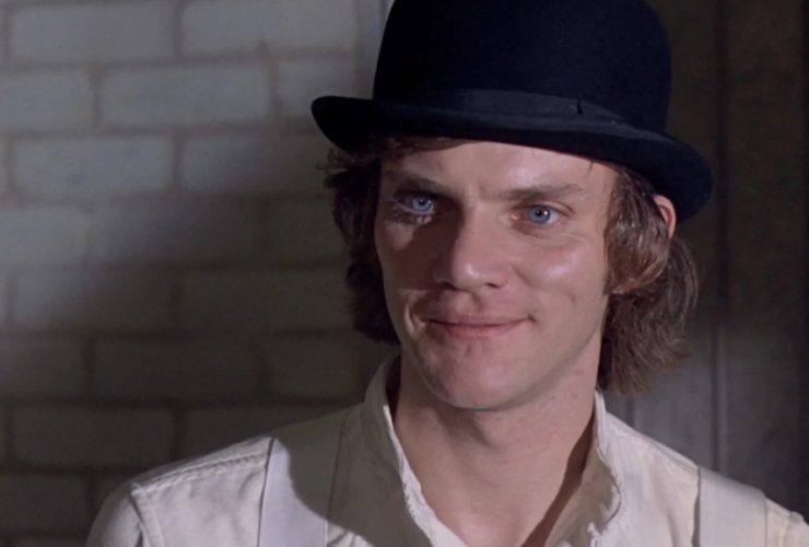 Malcolm McDowell, de Laranja Mecânica, acha que muitos entenderam mal o filme clássico