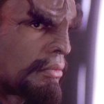 Michael Dorn teve que colocar os escritores de Star Trek diretamente em Worf para Deep Space Nine