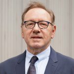 Primeiro papel principal de Kevin Spacey após o julgamento: o diretor defende a escolha "controverso"