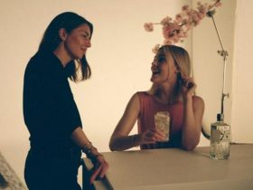 Sofia Coppola dirige Elle Fanning novamente para comercial de gim