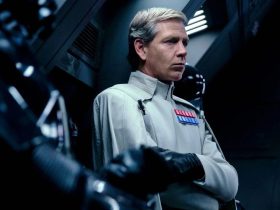 A fantasia de Rogue One de Krennic é um ovo de Páscoa sorrateiro de Star Wars: um novo esperança