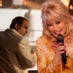 A série Penguin confirma que Dolly Parton existe no universo Batman de Robert Pattinson