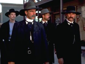 Sam Elliott reprimiu as preocupações de Kurt Russell sobre a competição de bilheteria de Tombstone