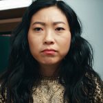 A nova comédia de Awkwafina e John Cena é um grande sucesso de vídeo - apesar de ser um fracasso do Rotten Tomatoes