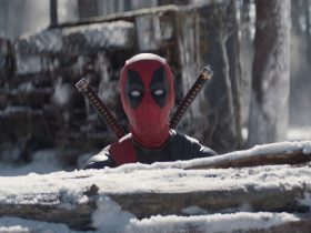 Como o co-roteirista de Logan se sente sobre a sequência de abertura brutal de Deadpool e Wolverine