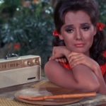 Dawn Wells estava apaixonada por uma co-estrela de Gilligan's Island, mas o momento não era certo