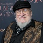 George RR Martin está aparentemente insatisfeito com House Of The Dragon e promete derramar o chá em breve