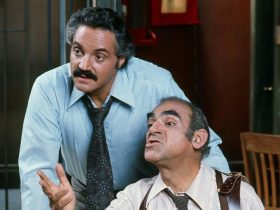 Os únicos atores importantes ainda vivos, de Barney Miller