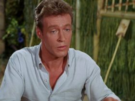 Por que Russell Johnson substituiu John Gabriel como professor na Ilha de Gilligan